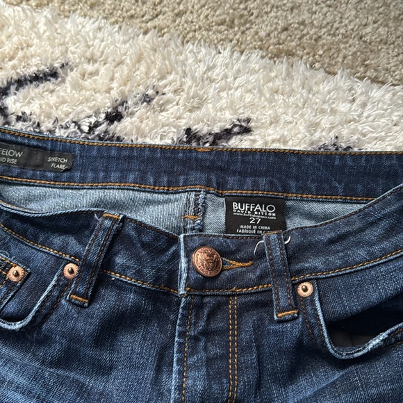 Buffalo Felow Mid Rise Flare Jeans Size 27 - Picture 3 of 4